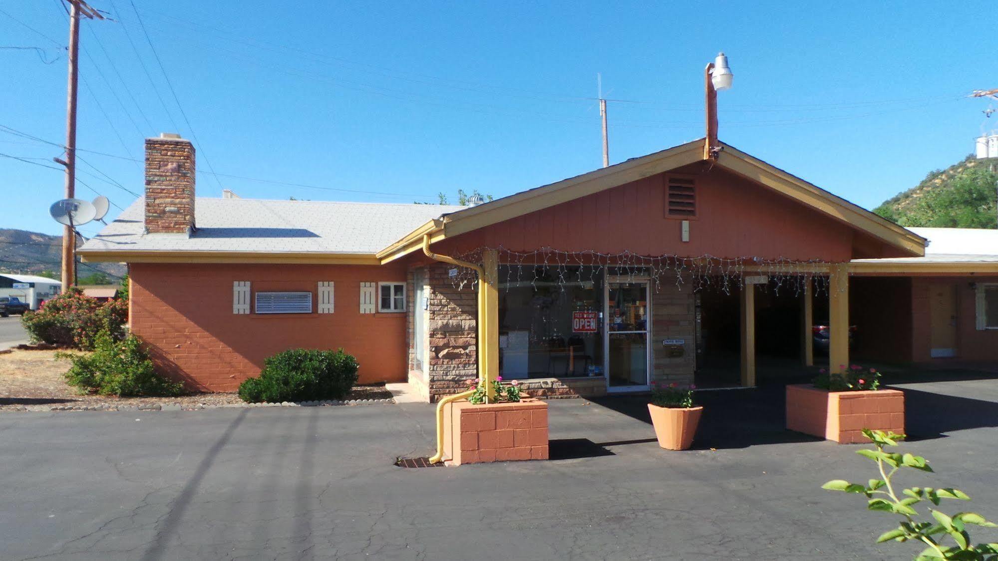 Relax Inn Yreka Extérieur photo